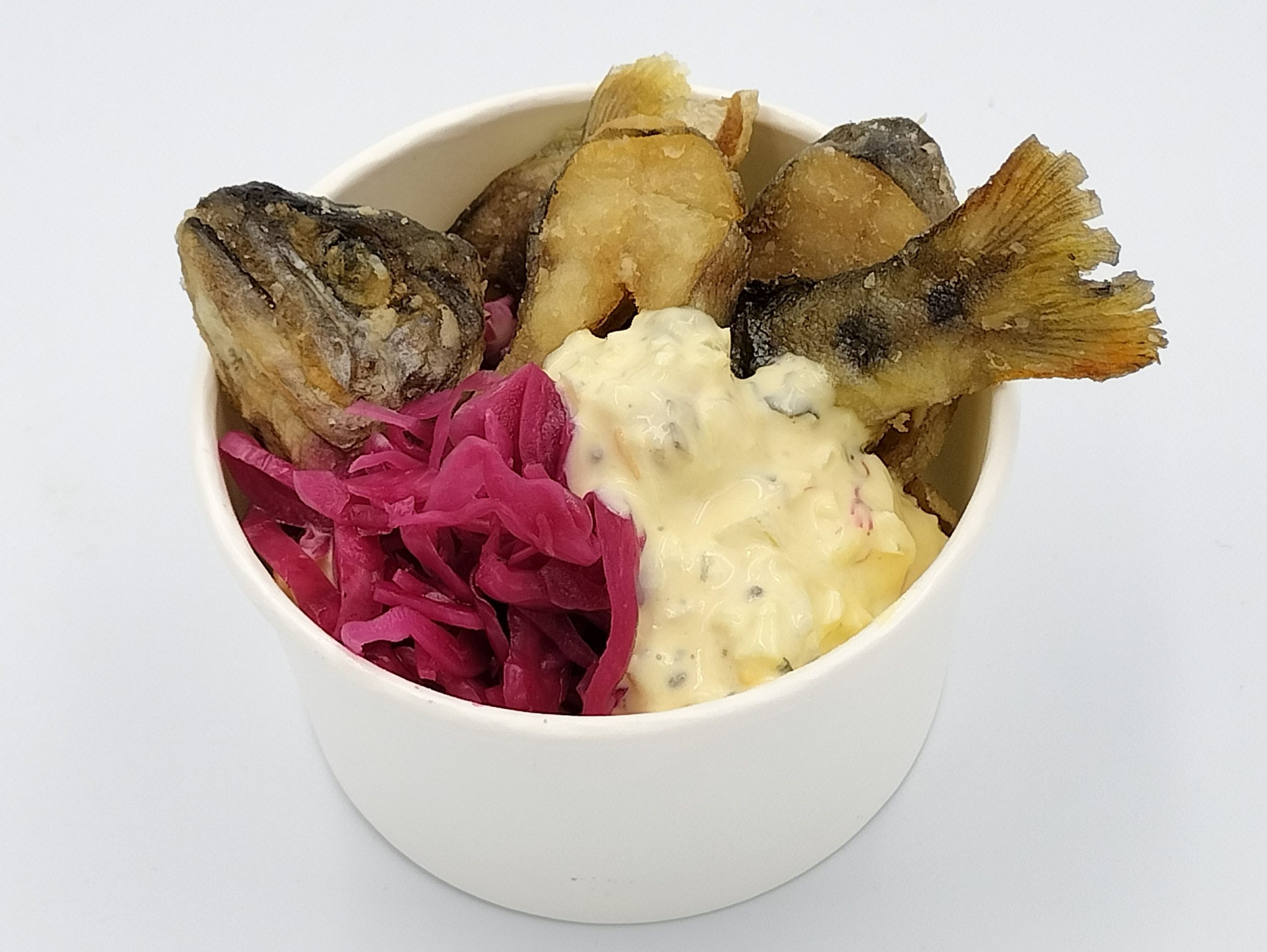 小菅産ヤマメのカリカリ揚げ 自家製タルタルソース